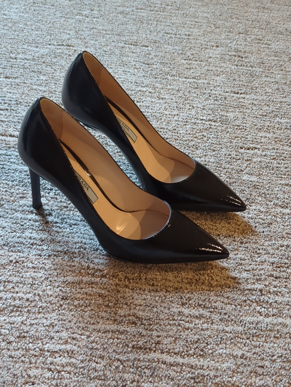 Prada Saffiano Leather Pump Size 34